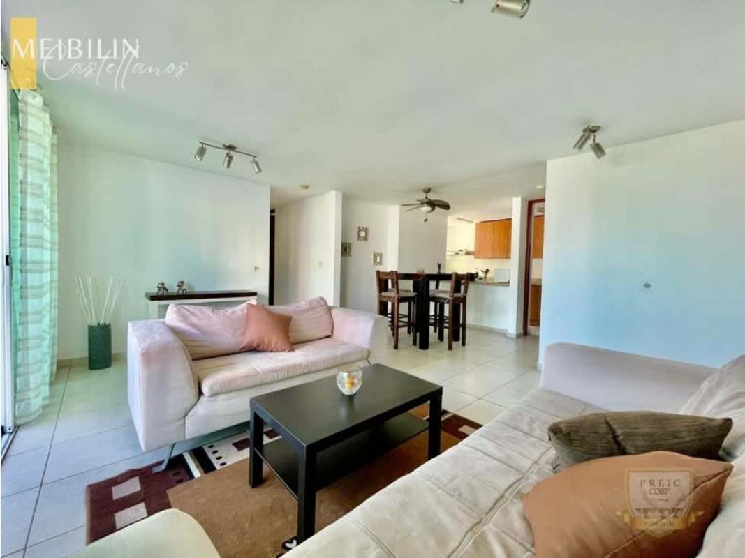 Bedroom with large window ocean view in PH Terramar San Francisco Panama