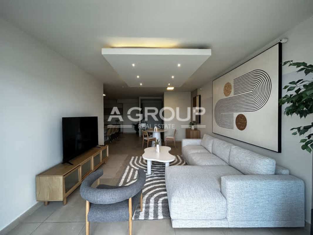 Kitchen with granite counters and stainless appliances PH Country Club Costa del Este Panama