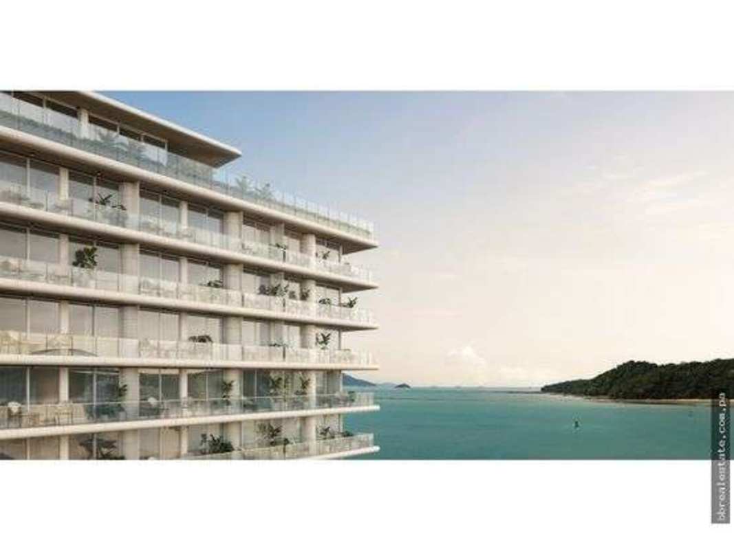 Bright bedroom with sea and canal view window at PH Nautilus Amador Panama