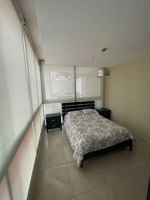 Kitchen with granite counters and appliances PH Villa del Mar Avenida Balboa Panama