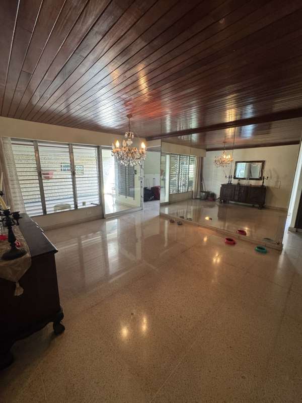 Private backyard pool with garden and patio area in San Francisco house Panama