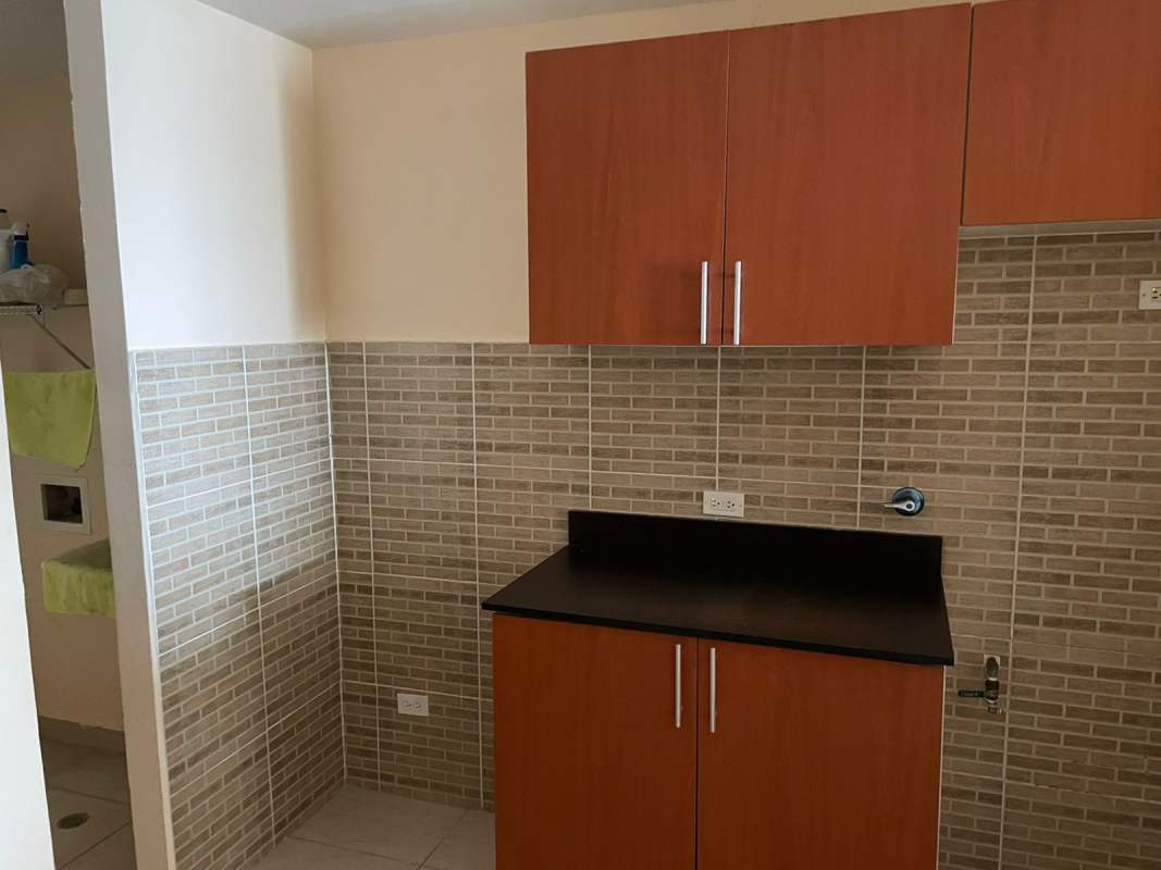 Swimming pool with sun area PH Sunflower Carrasquilla Panama City