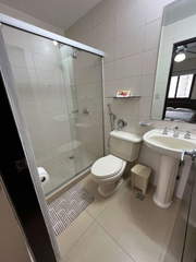 Apartment for Sale in Clayton - 3 bedrooms