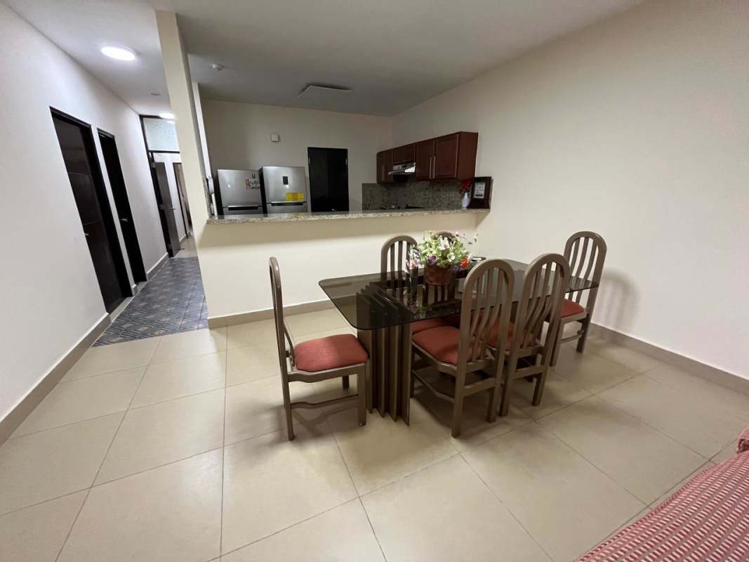 Contemporary dining with granite kitchen open plan Embassy Village Clayton Panama City