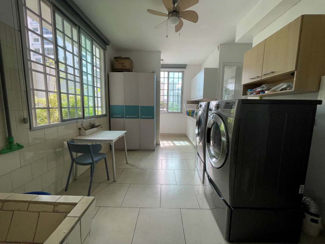 Bright open hallway with marble floor, modern decor PH Premier Loft Panama