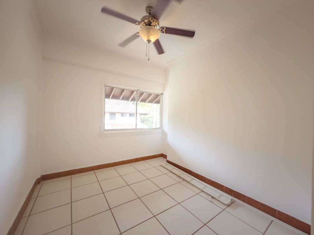 Bedroom with tiled floors, closet, ceiling fan Panama house for rent