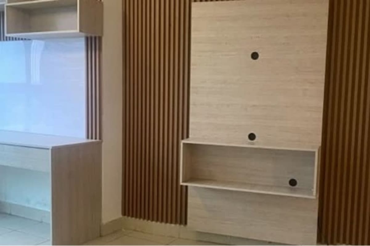 Bright bedroom with closet, AC and city views at PH Hato Pintado rental apartment Panama City