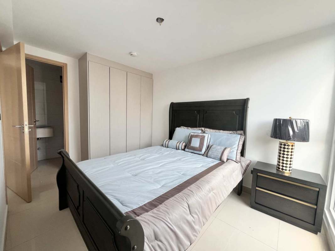 Private balcony with glass railing and panoramic city views from new apartment in Torre 74 Betania Panama