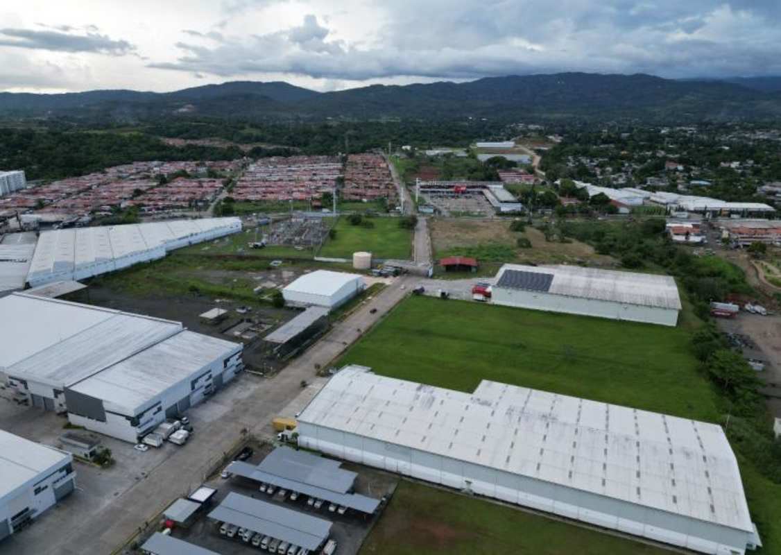 Aerial image showing Tocumen Commercial Park industrial lots, warehouses, green space and access roads in Panama