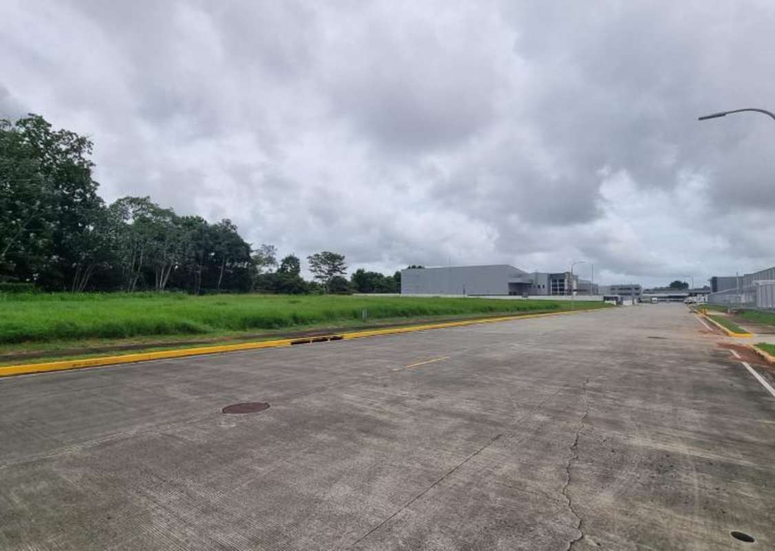 Entrance gate with security booth to Tocumen Commercial Park Panama industrial real estate