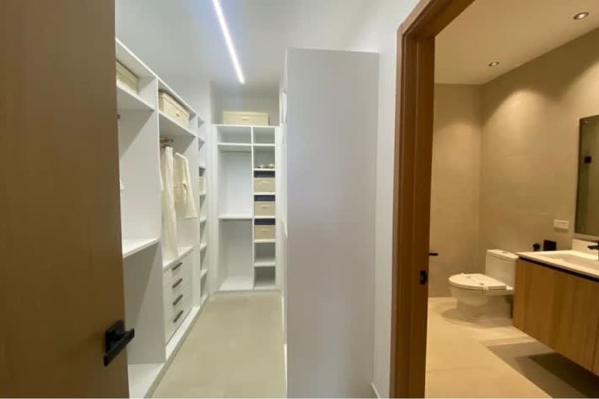 Guest bathroom with modern fixtures in luxury Panama apartment Santa Maria