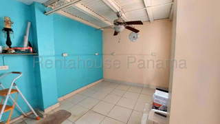 Duplex House for Sale in Rufina Alfaro - 3 bedrooms