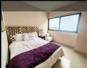 Apartment for Sale in San Francisco - 3 bedrooms