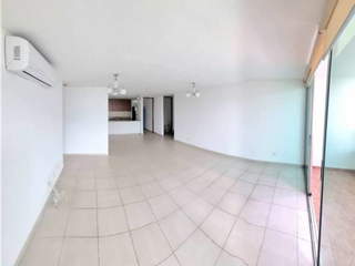 Apartment for Sale in San Francisco - 3 bedrooms