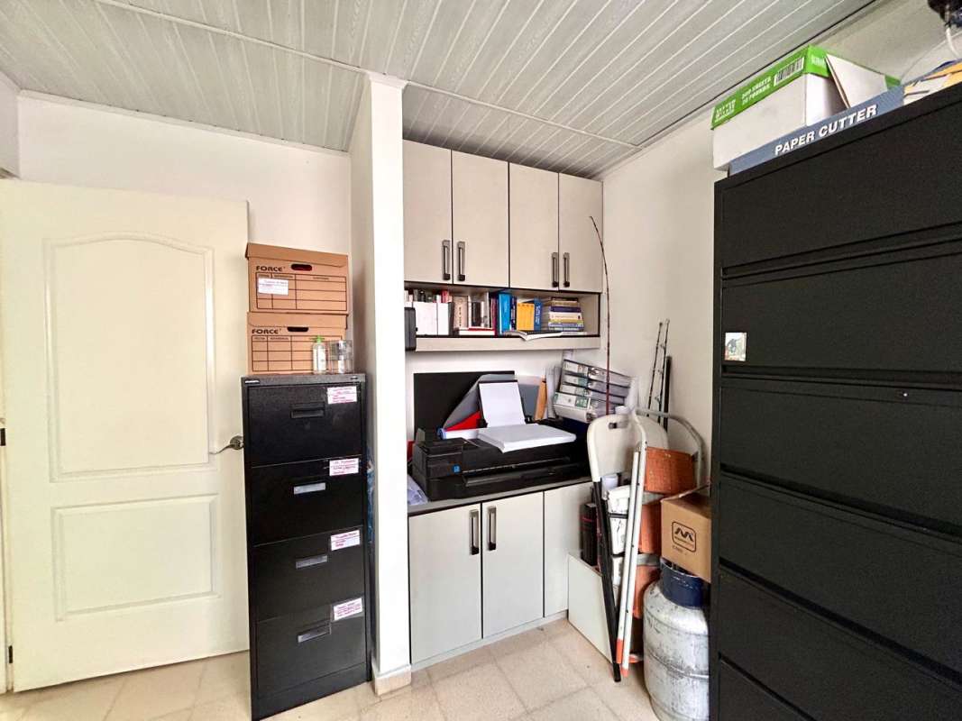 Contemporary bathroom with shower and decorative tiles Cerro Viento Panama House