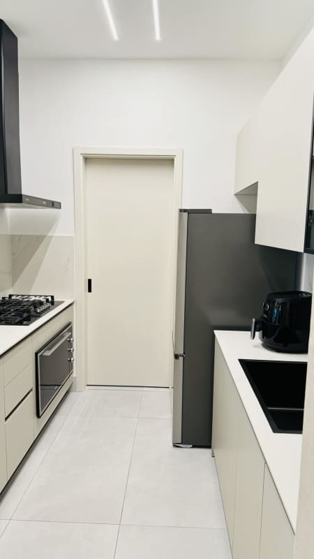 Elegant bathroom with walk-in shower vanity PH The Palace Punta Paitilla Panama apartment for sale