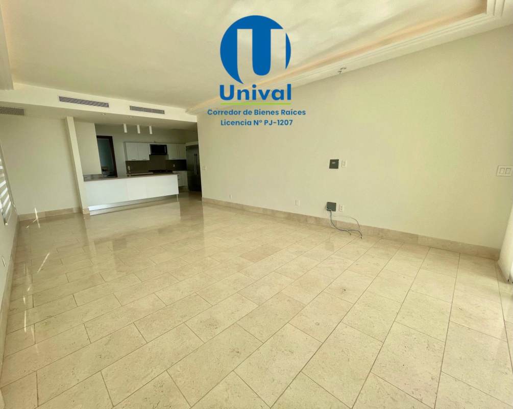 Kids indoor playground and sports mini court PH Greenview Santa María Panama