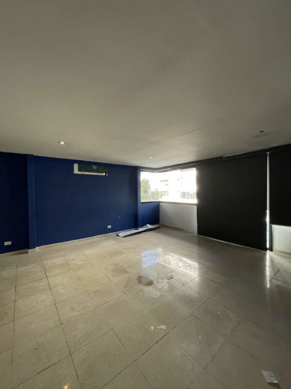 Minimalist spacious room ideal for bedroom or office remodel in Punta Paitilla luxury house