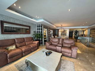 Duplex Apartment for Sale in Bella Vista - 3 bedrooms
