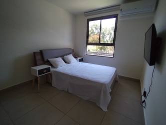 Double bedroom with AC, TV, natural light PH Madeira Panama Pacifico