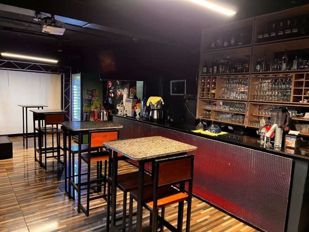 Granite countertop bar modern lounge area Obarrio Panama restaurant for sale