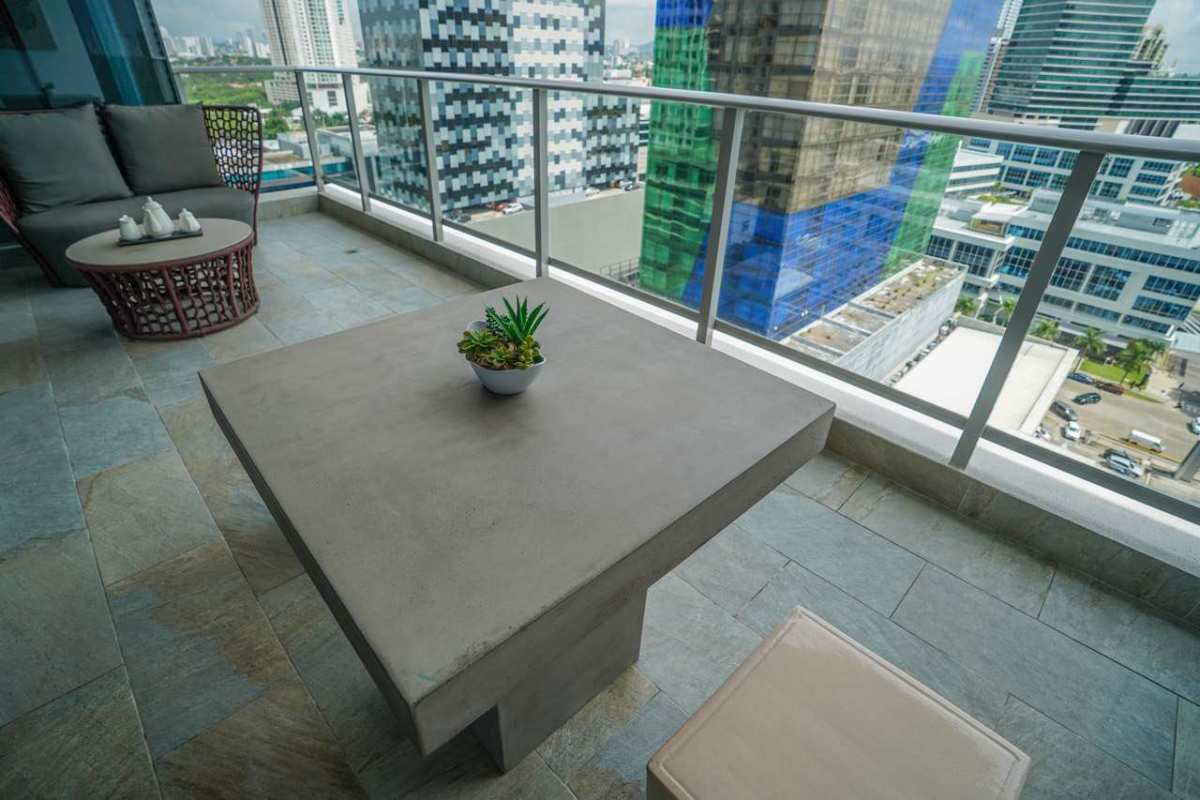 Bright master bedroom with sea views, marble flooring PH Regalia Costa del Este Panama