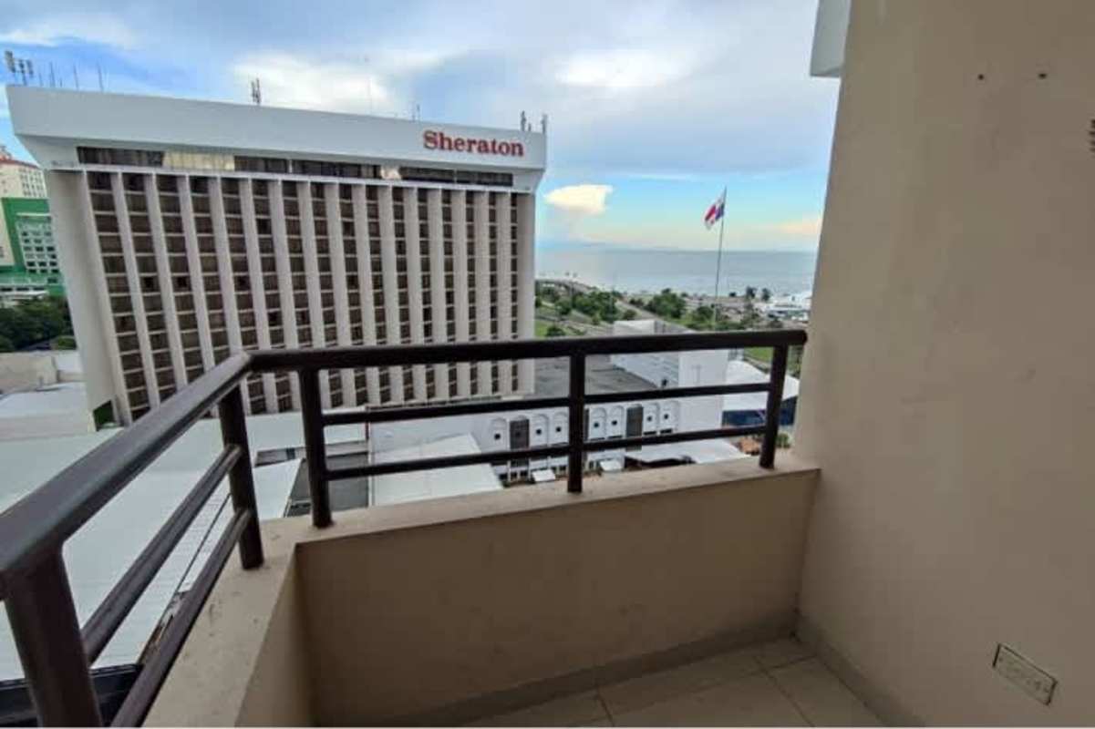 Furnished 3BR Ocean View Apartment PH San Francisco Bay