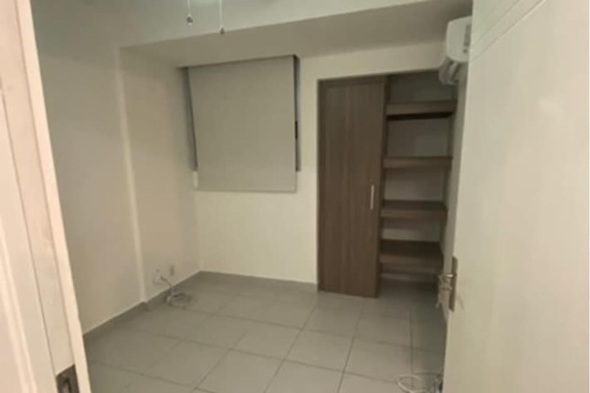 Bedroom with split AC built-in closet modern design in PH Ilo Panama