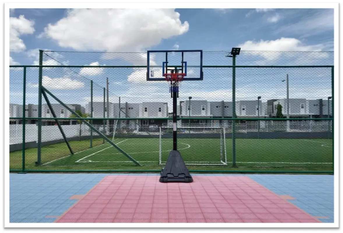 Outdoor basketball and soccer court with fencing PH Augusta Brisas del Golf