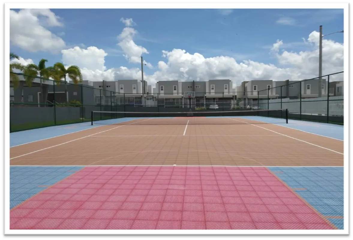 Bright multi-sport court with fencing PH Augusta Panama townhouse