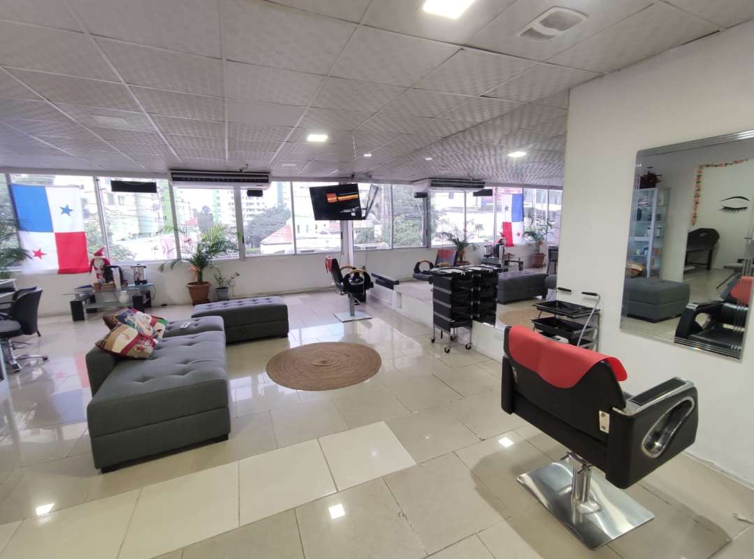 Hair styling stations with large mirrors in commercial beauty salon for sale Panama