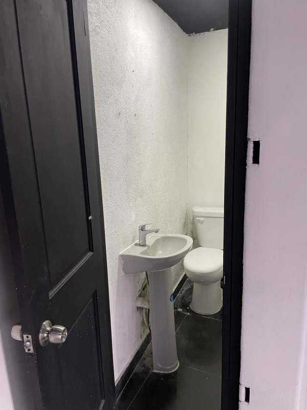 Spacious Commercial Unit with Terrace Coco del Mar