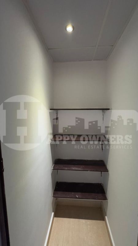 Bright private enclosed office with daylight window views in PH Ocean Business Plaza Panama