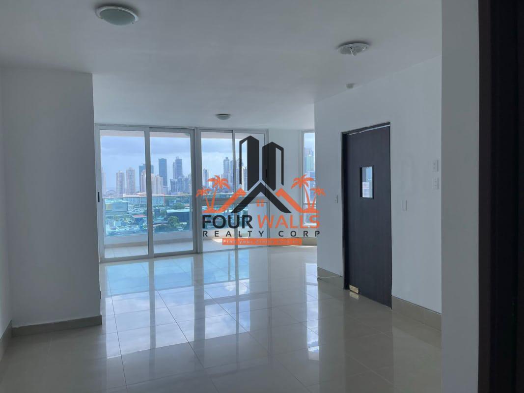 Spacious master bedroom with large window, closet in PH Colosal San Francisco Panama for sale