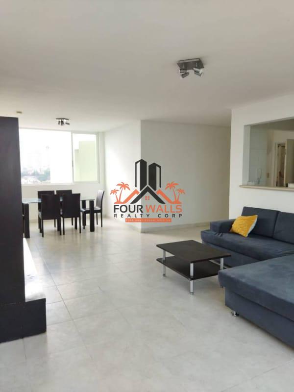 Compact modern kitchen with granite countertops in PH Majestic Garden Edison Park Panama