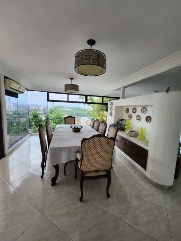 Modern 3BR House with Pool & Terrace Betania El Ingenio Panama