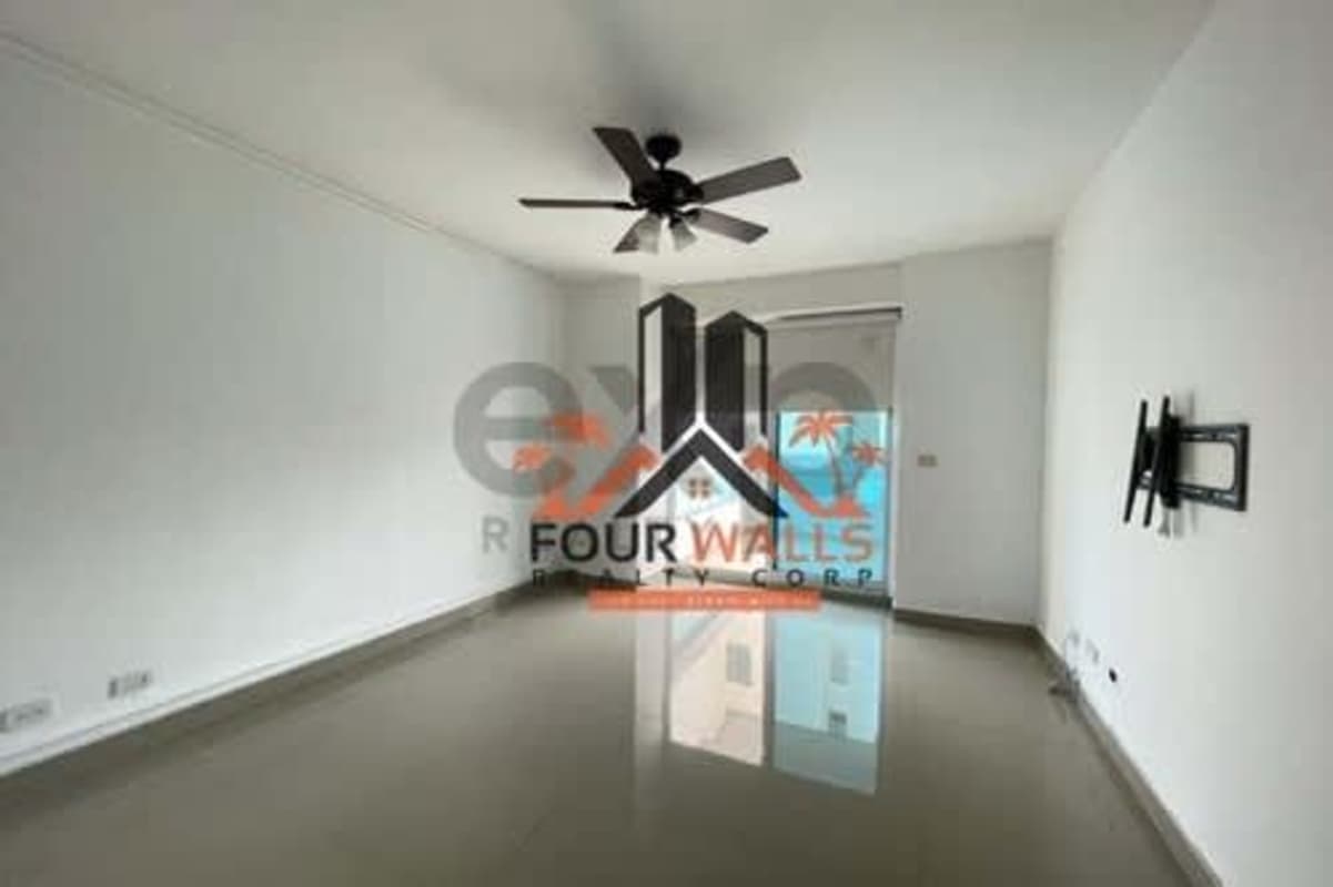 Balcony featuring secured netting and panoramic urban view from PH The View Copa del Mar Panama