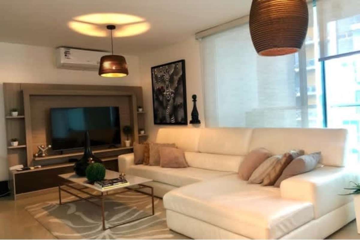 Furnished master bedroom with closet and AC in PH Pijao Costa del Este Panama