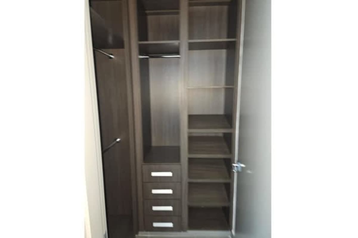 Modern luxury bathroom marble finishes glass shower PH Mirador Costa del Este Panama