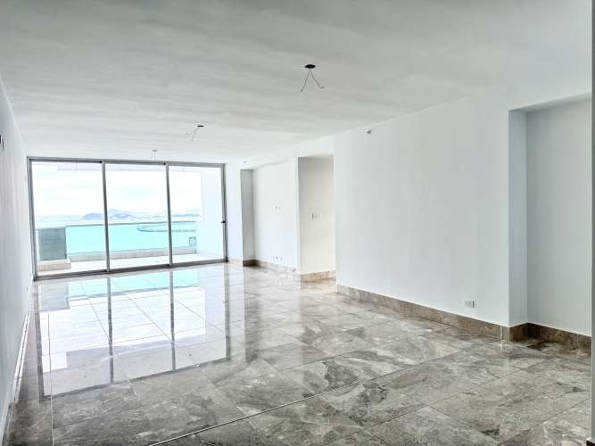 Bathroom featuring ceramic tiles, modern fixtures and walk-in shower at PH Bay View Panama