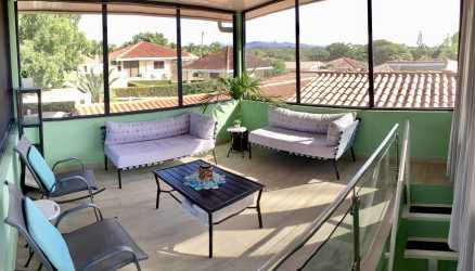 Large private saltwater pool 4x10m surrounded by walls in luxury Coronado house for sale