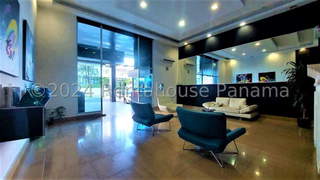 Apartment for Sale in San Francisco - 2 bedrooms