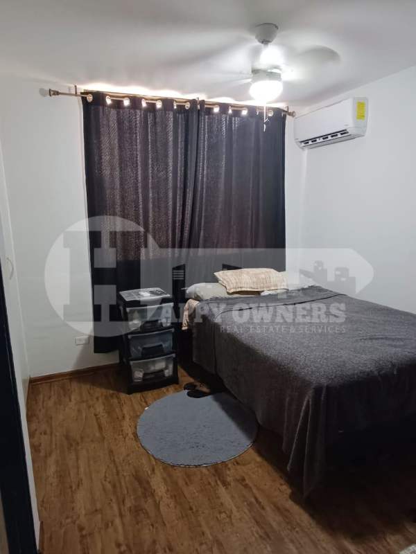 Bedroom with split air conditioning, wooden floor, modern design in PH Torres del Rey Panama City