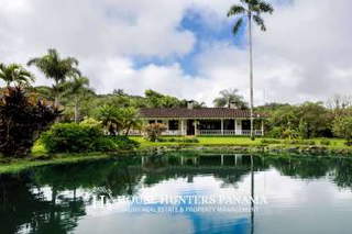 Luxury Estate for Sale in Tierras Altas - 6 bedrooms