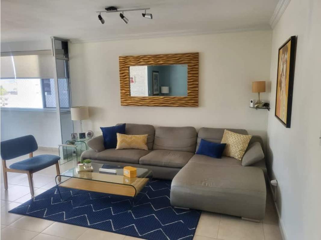 Spacious living room with natural light and city views in PH Fairmont Plaza San Francisco Panama