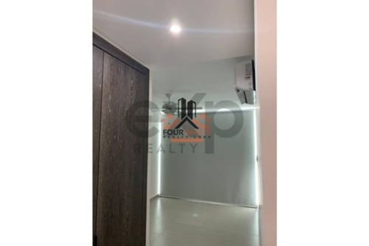 Contemporary bathroom with glass shower enclosure and porcelain tile PH Asia Panama City