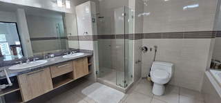 Apartment for Rent in San Francisco - 3 bedrooms