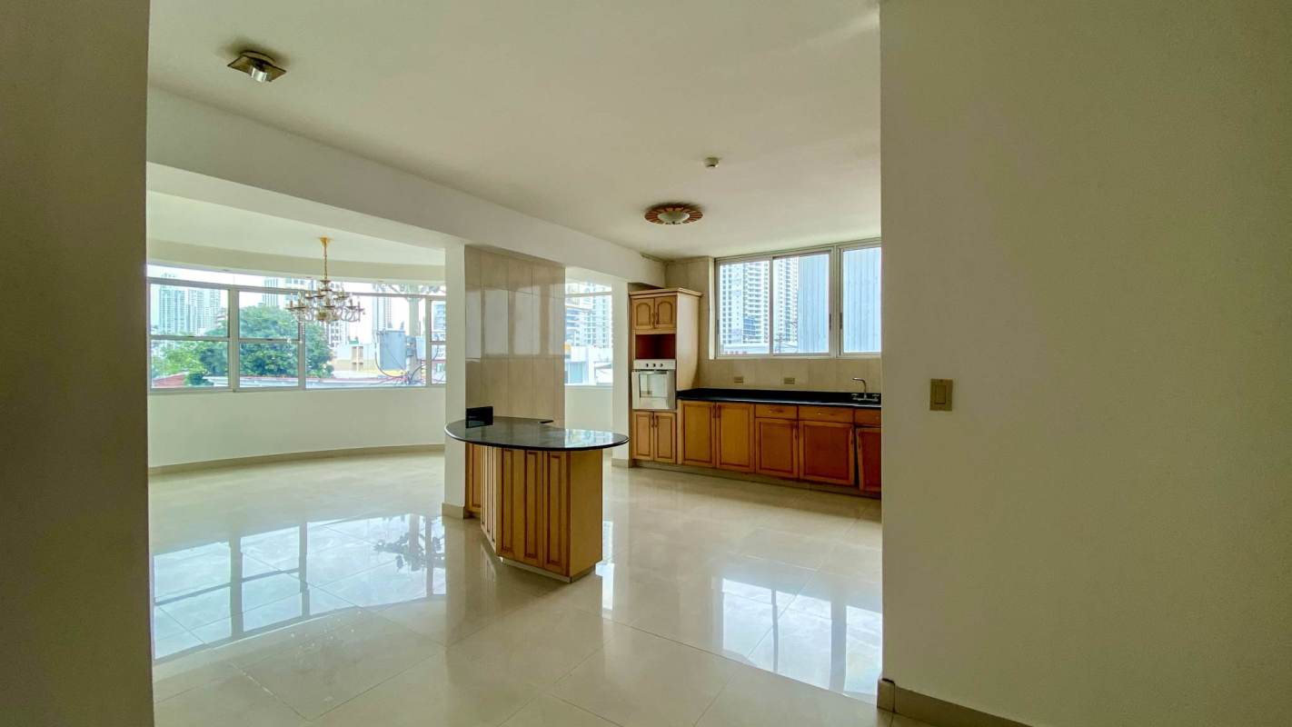 Interior corridor with glass brick wall commercial building Calle 72 San Francisco Panama