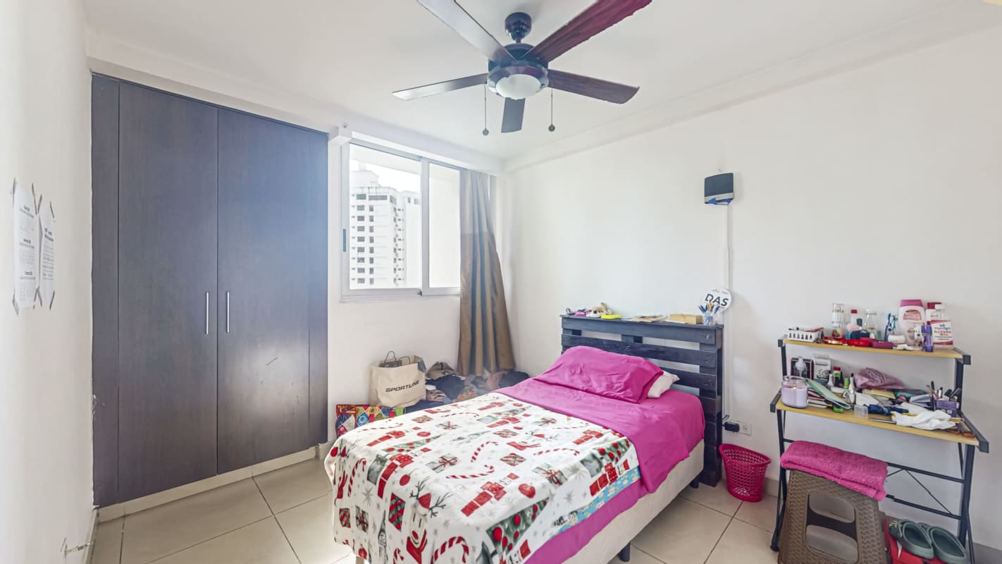 Spacious master bedroom with large window city view ceiling fan in PH Belle View Bella Vista Panama