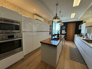 Apartment for Sale in Costa del Este - 4 bedrooms